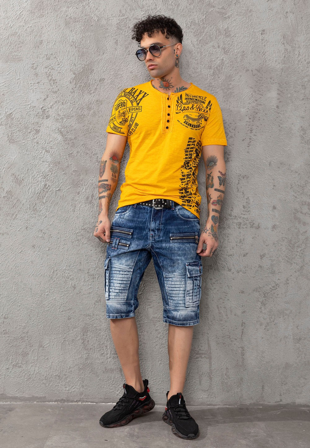 CT789 Biker Men's T-Shirt with Crew Neck