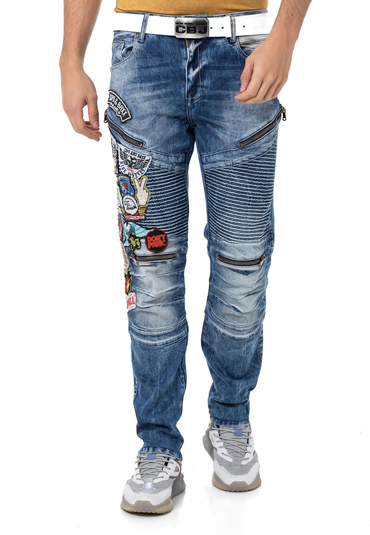 CD490 Men's skinny jeans with street style patches