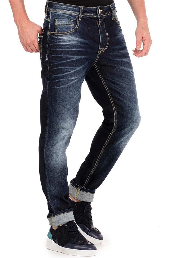 CD468 Men's Regular Fit Jeans with distinctive wash