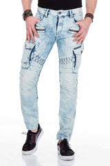 CD435 Men's cargo-style jeans with decorative zippers in a straight fit