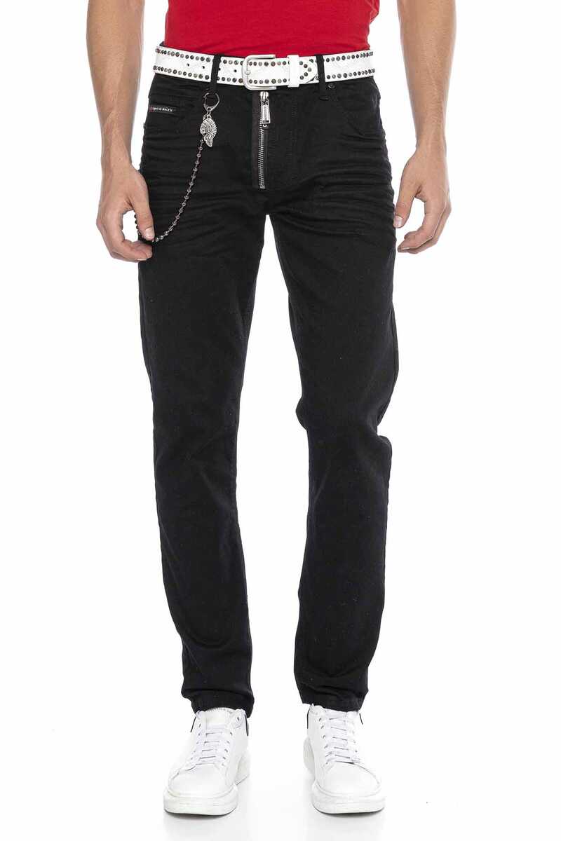 CD675 men's straight fit jeans with a stylish look