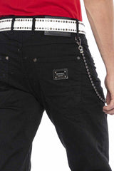 CD675 men's straight fit jeans with a stylish look