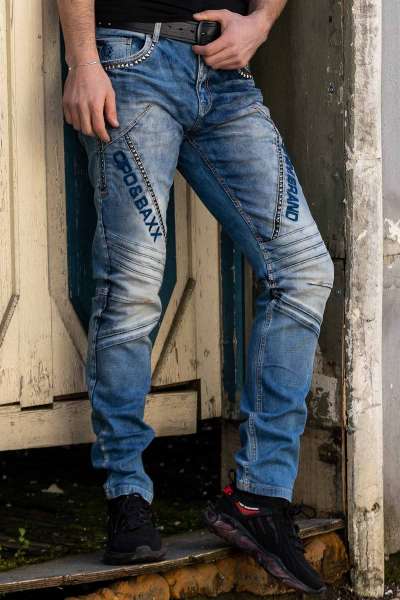 CD590 Men's Straight Fit Jeans in a casual biker look