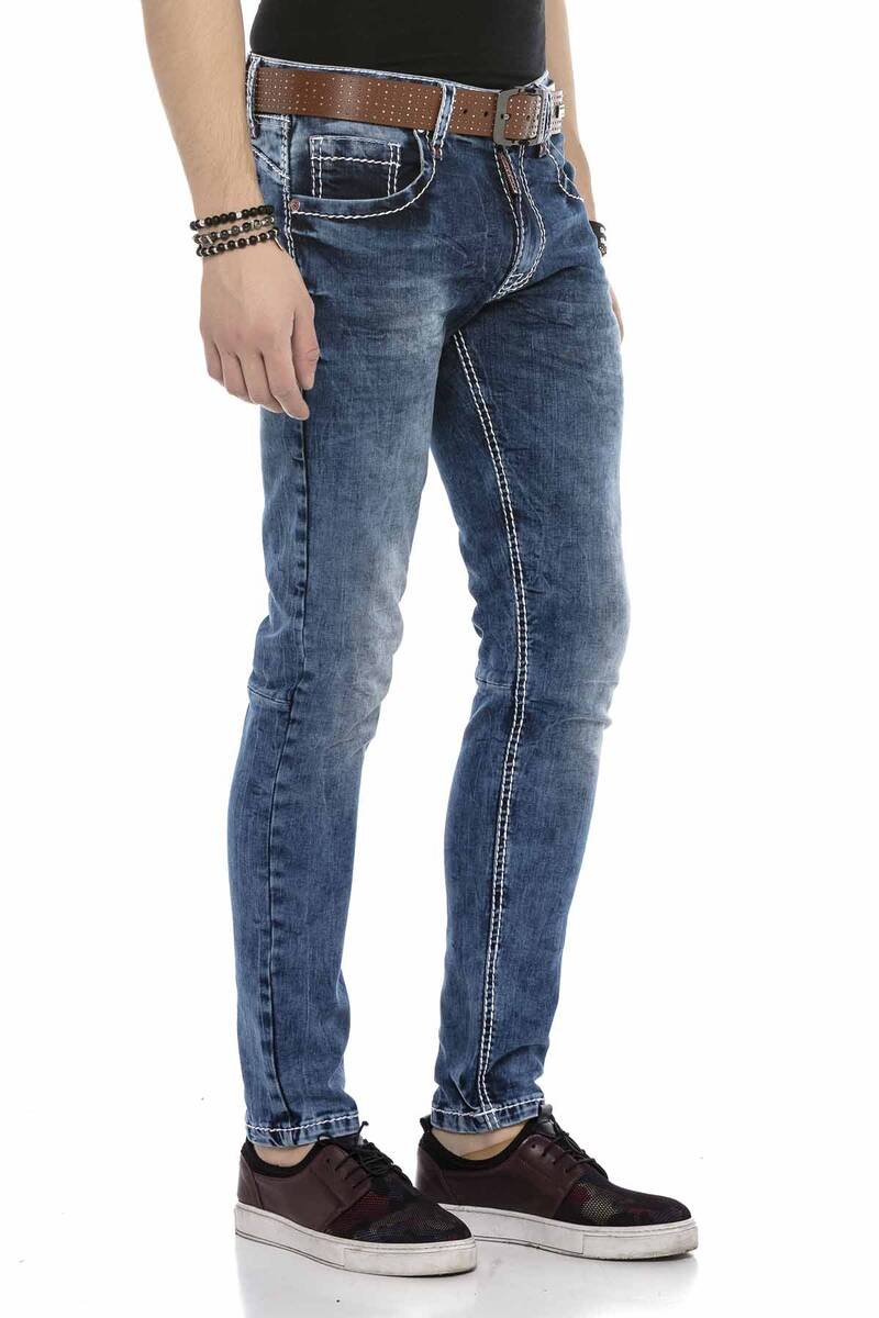 CD588 Men's comfortable jeans in a classic design