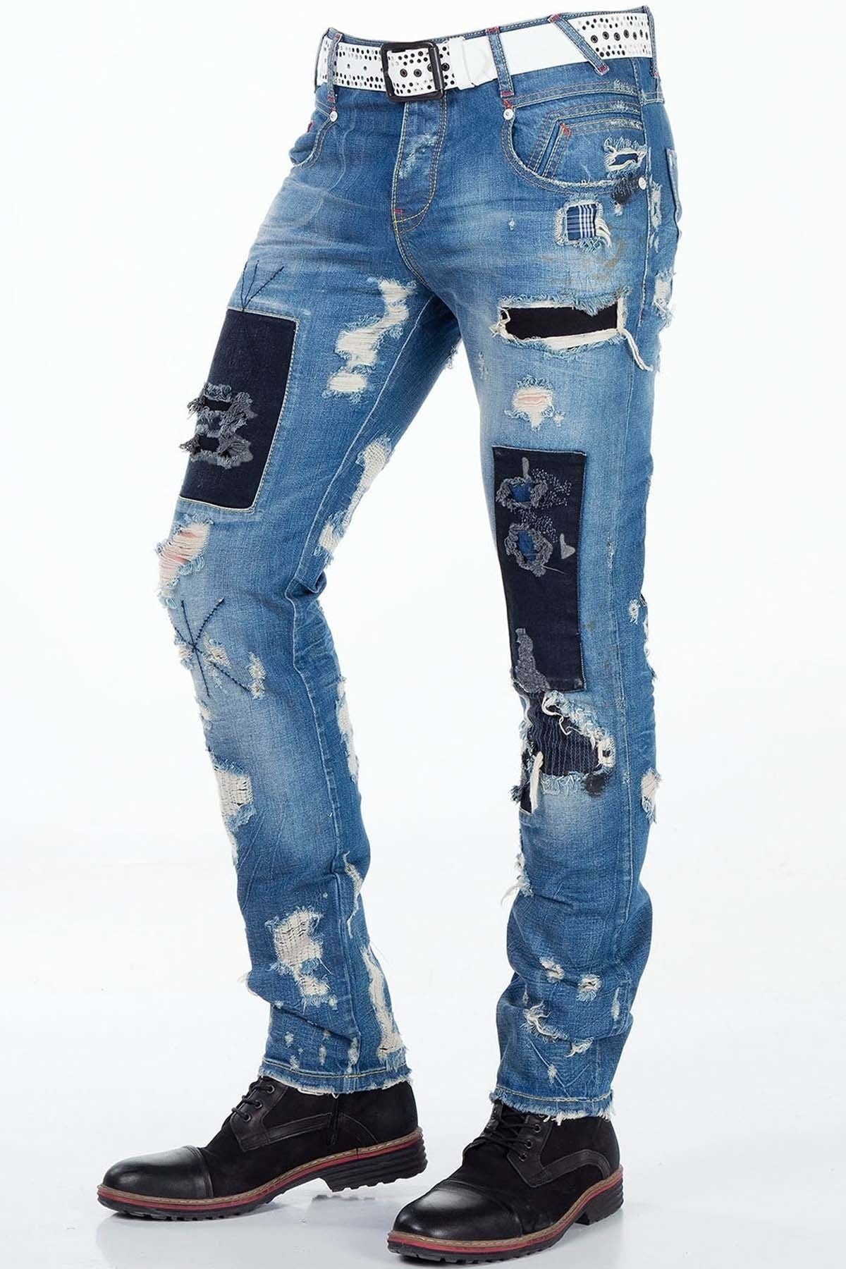 CD347 Men's comfortable jeans in a stylish destroyed look