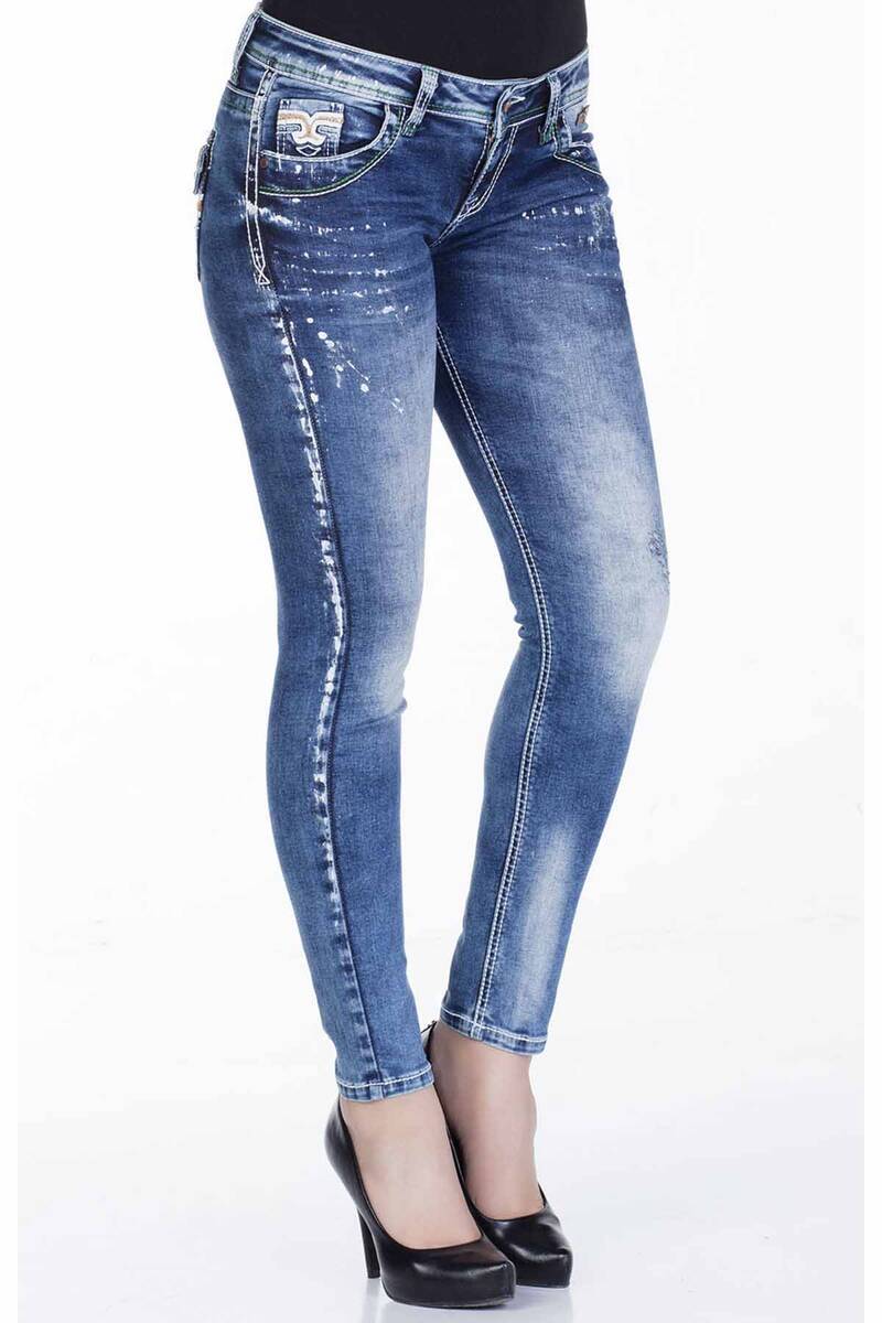 WD242 Women's Slim-Fit Jeans with Distressed Details
