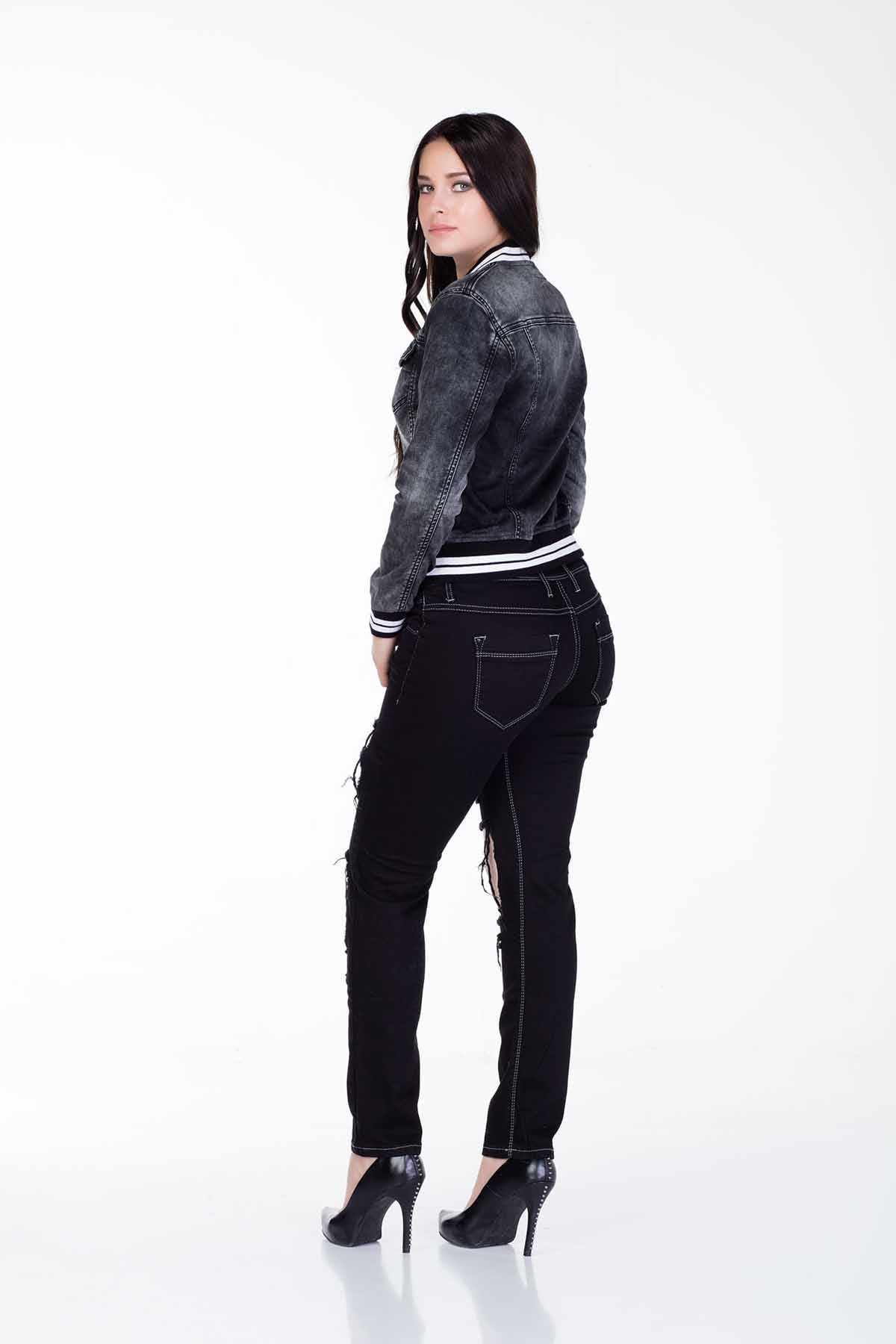WD247 Women's Jeans