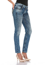 WD401 – Women's Jeans with Rhinestones and Embroidery