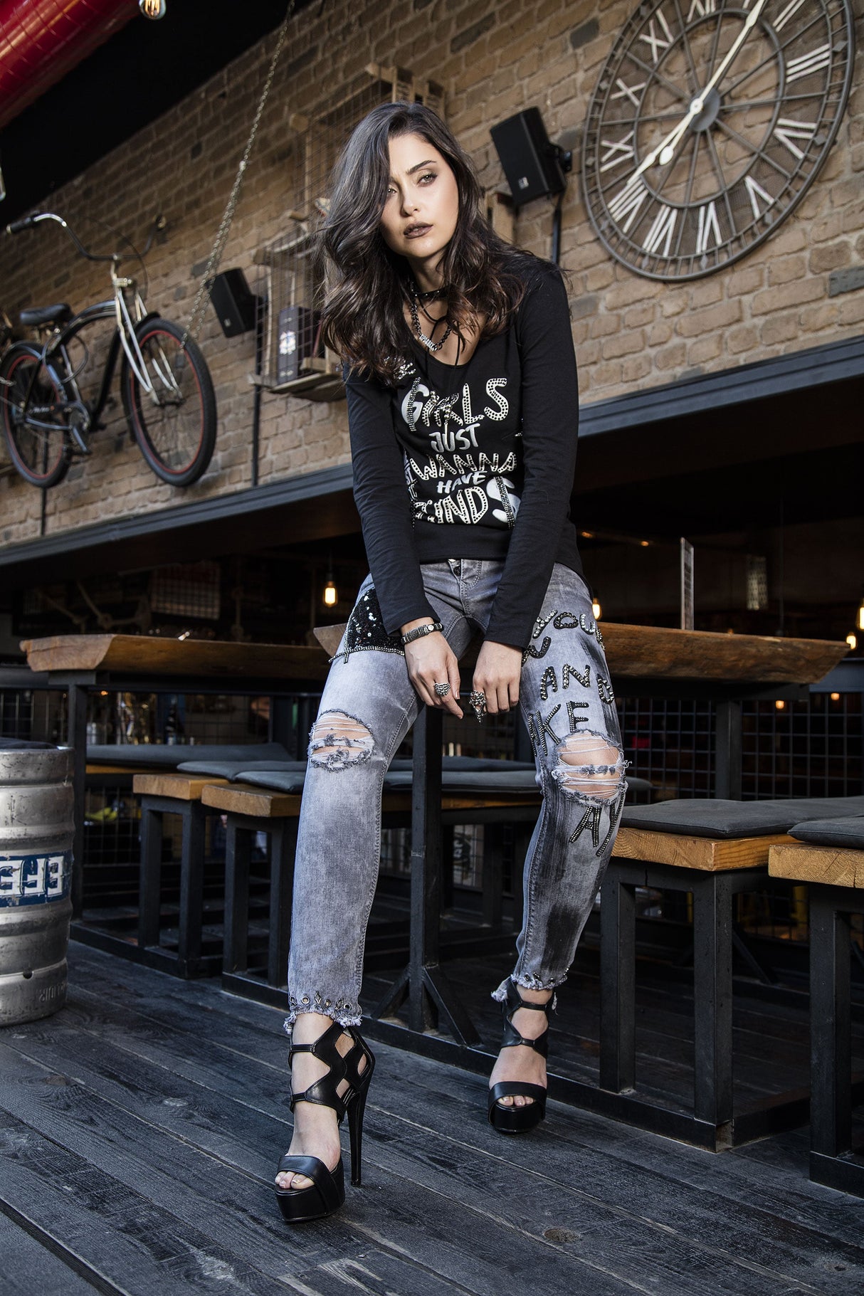 WD317 Women's Jeans