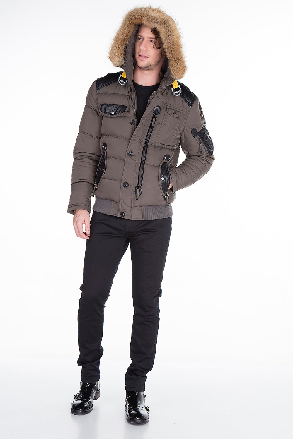 CM120 Men's Winter Jacket – with detachable hood & sporty look