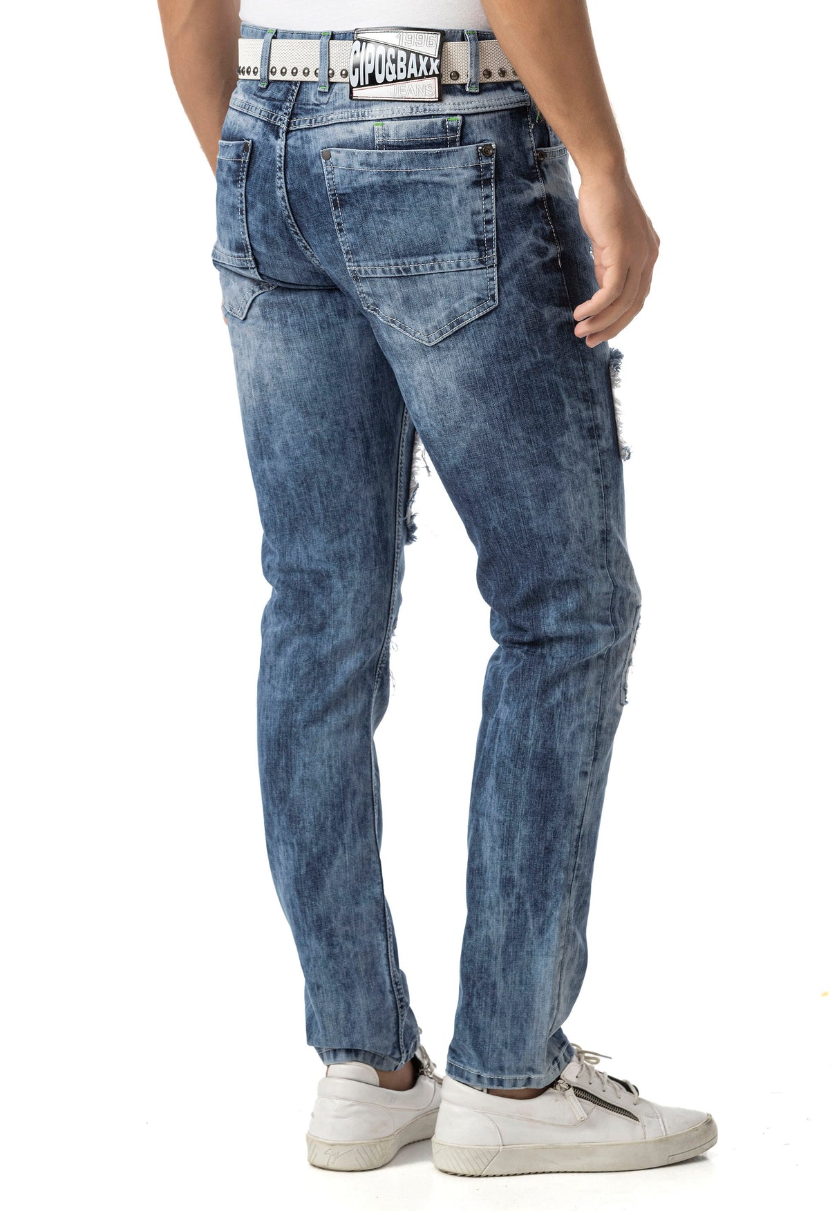 CD900 Stylish Cipo & Baxx men's jeans – used look with patch details and modern cut.