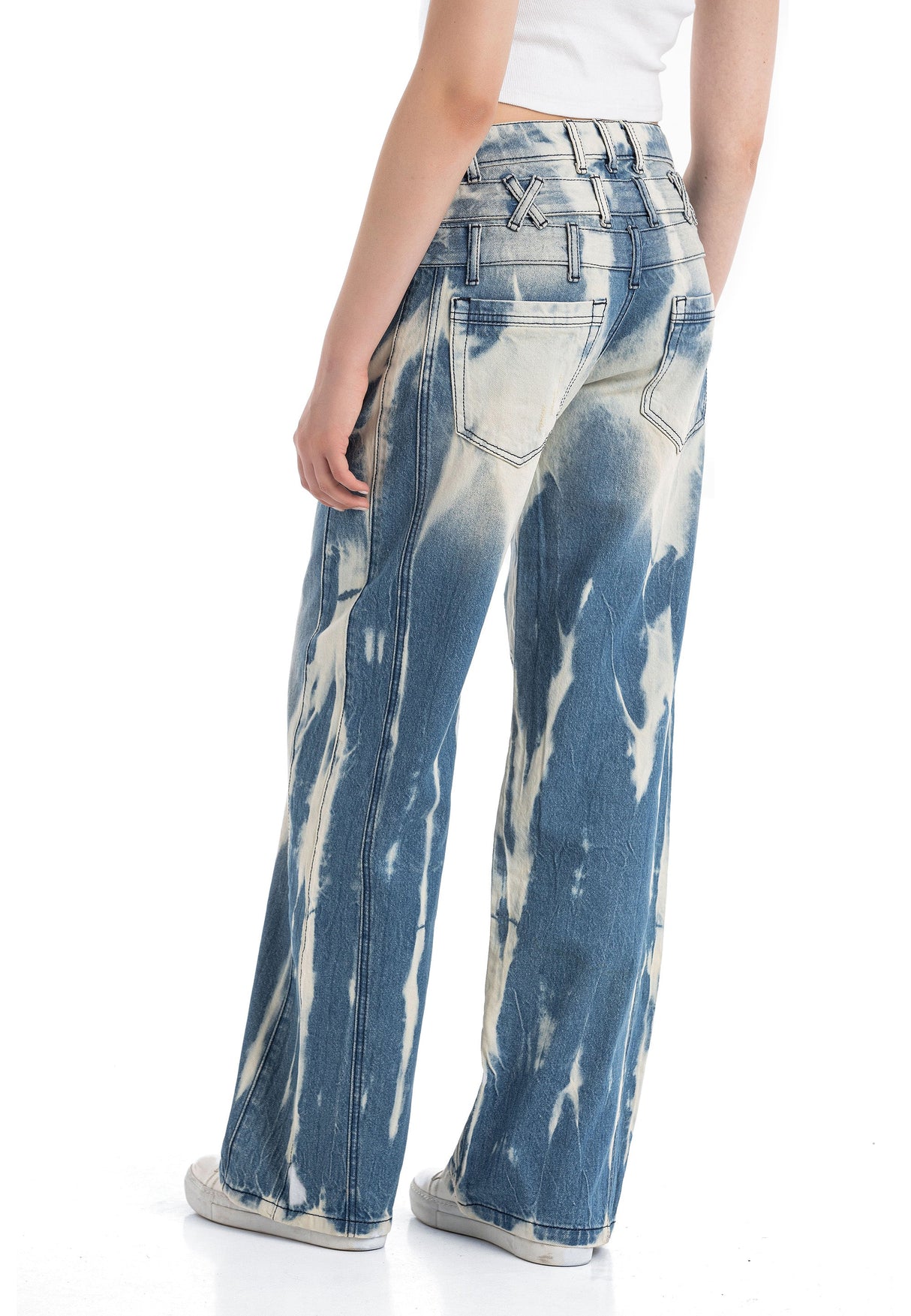 WD540 Women's Baggy Jeans – Stylish, Wide & with an Exceptional Wash