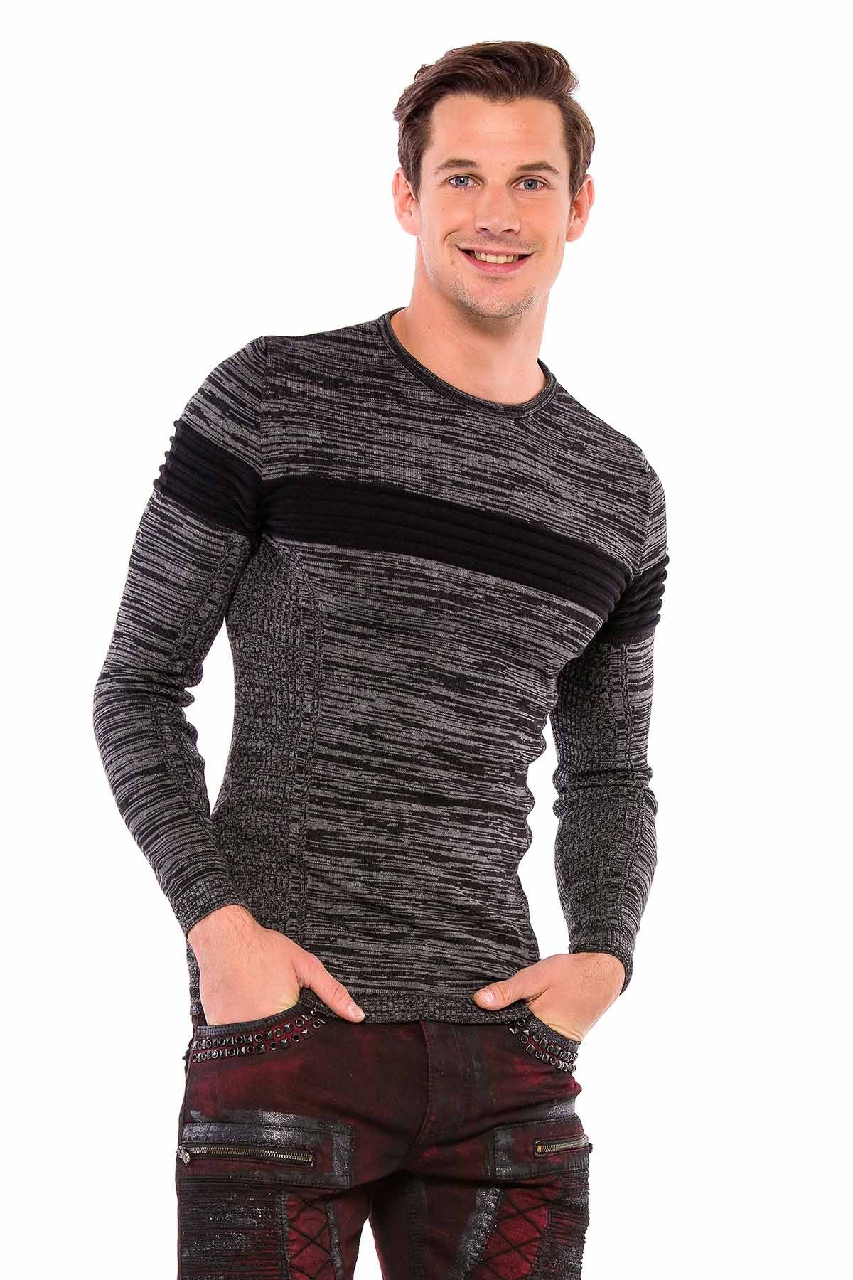 CP208 MEN'S SWEATER