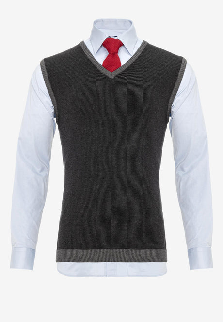 CH172 Long-sleeved shirt including vest and tie
