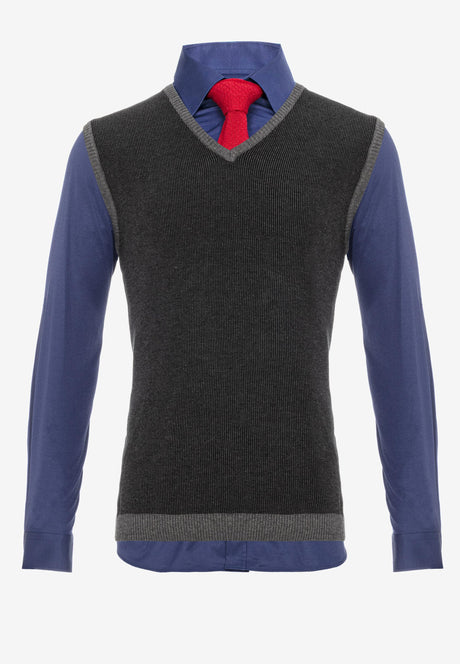 CH172 Long-sleeved shirt including vest and tie