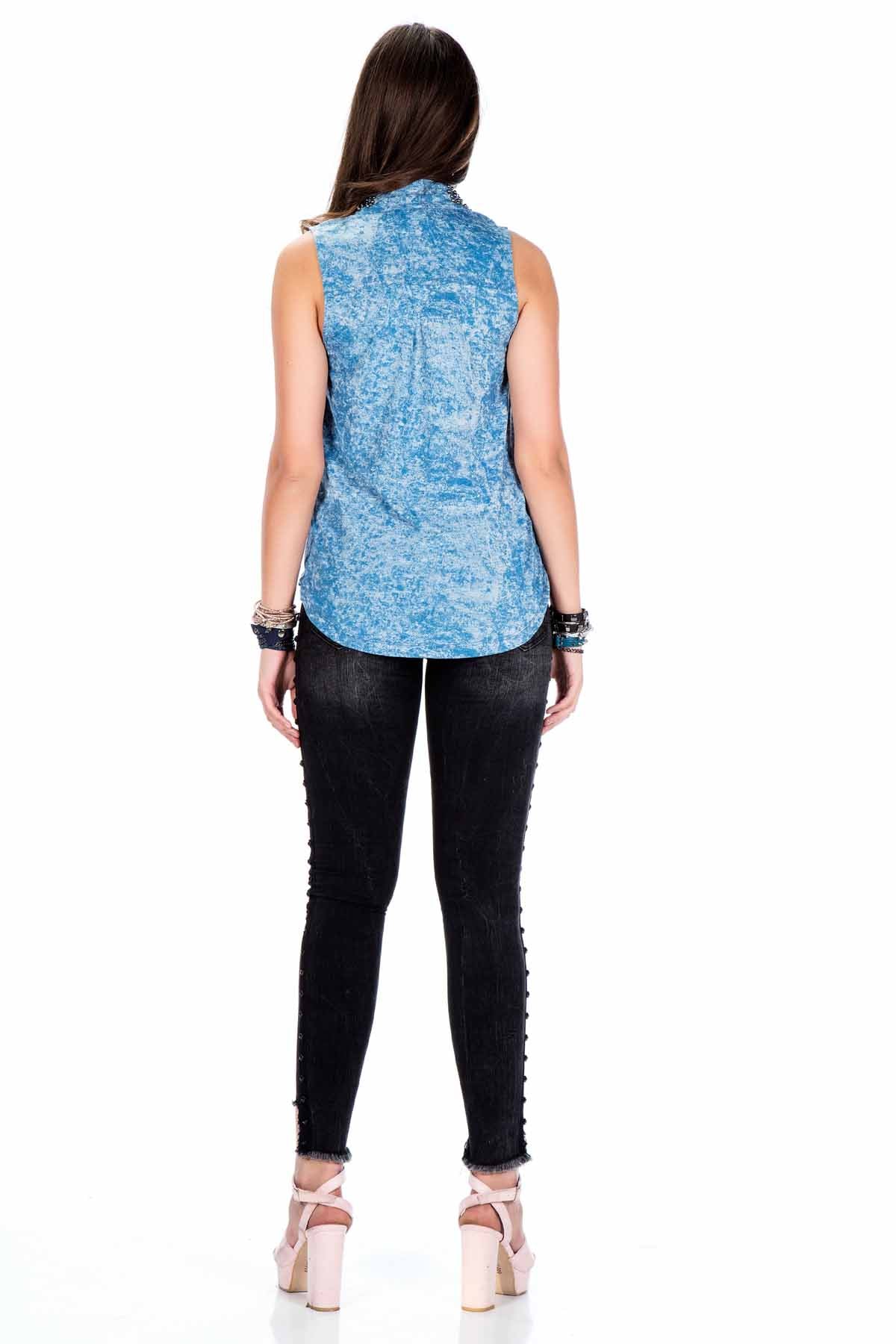 WT214 SLEEVELESS SHIRT