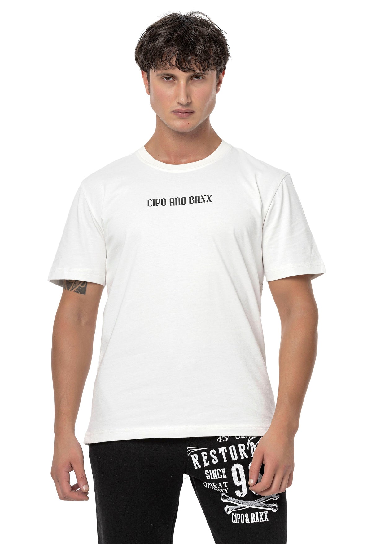 CT787 Men's T-Shirt – Relaxed Fit, made from 100% cotton