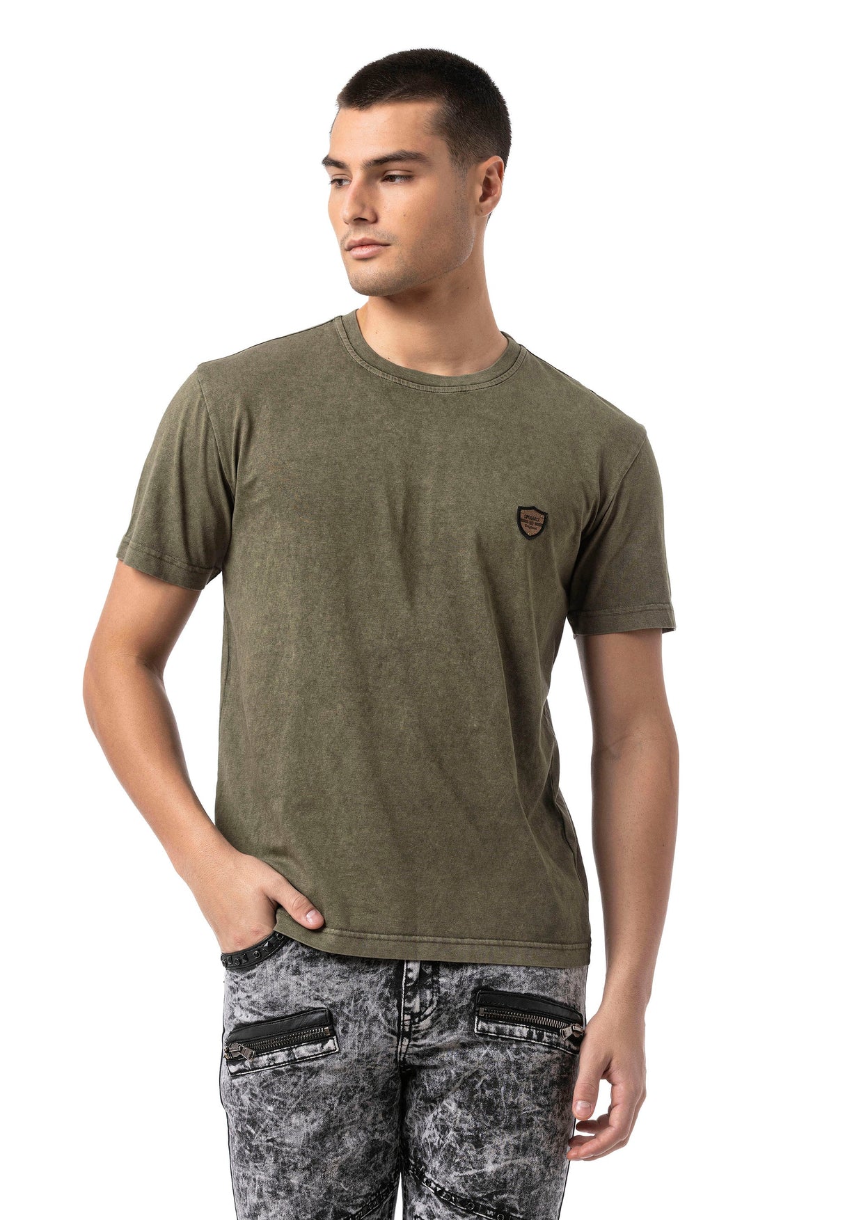 CT808 Men's T-shirt in relaxed fit with wash and patch