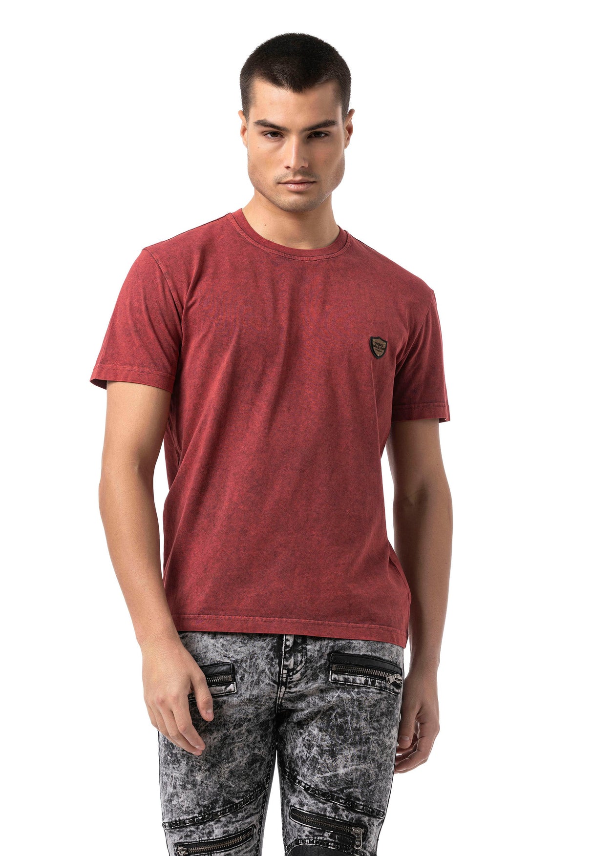 CT808 Men's T-shirt in relaxed fit with wash and patch