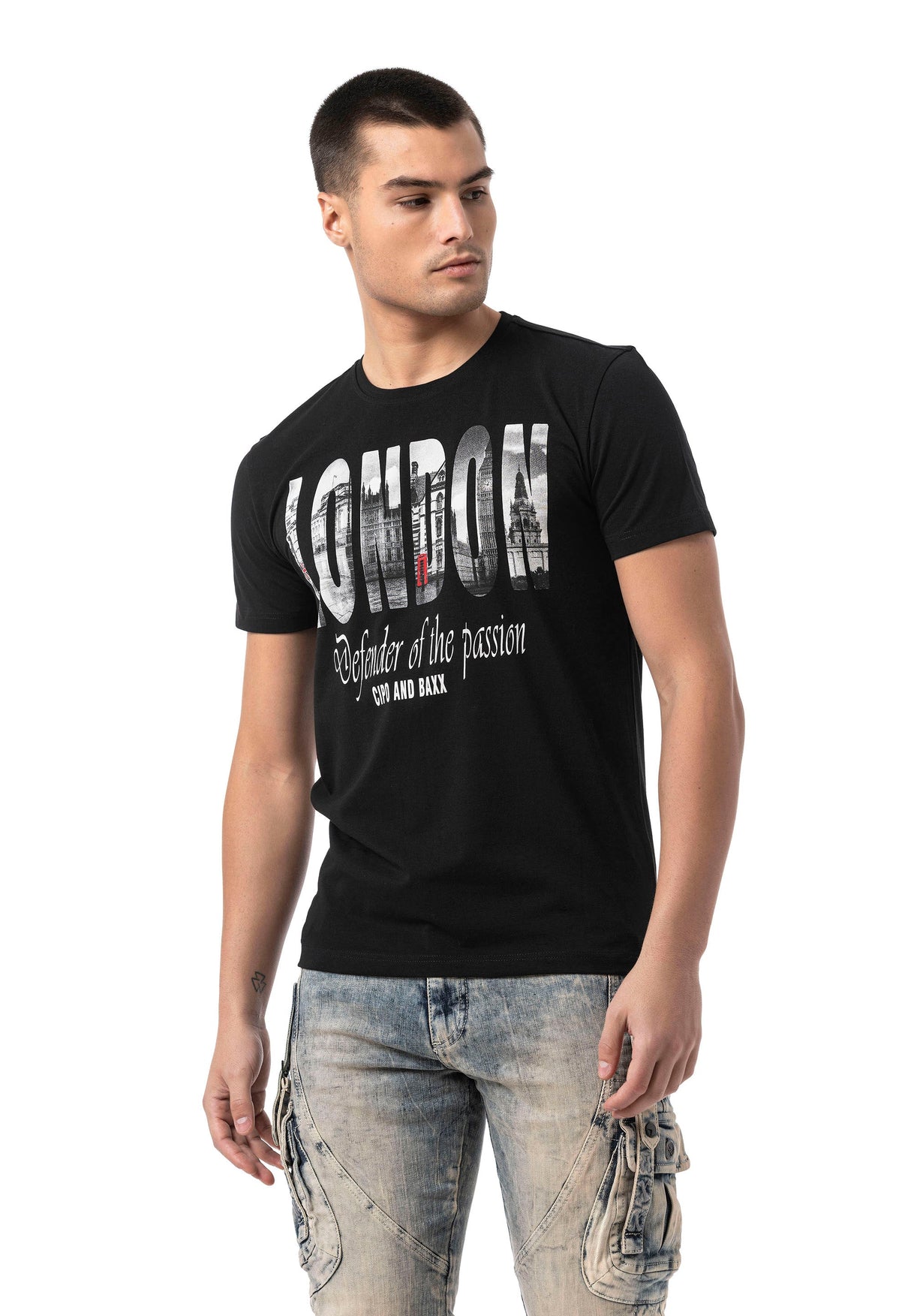 CT826 Men's T-Shirt with London Print – Regular Fit