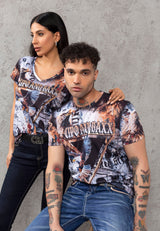 WT380 V-neck T-shirt in an extravagant look