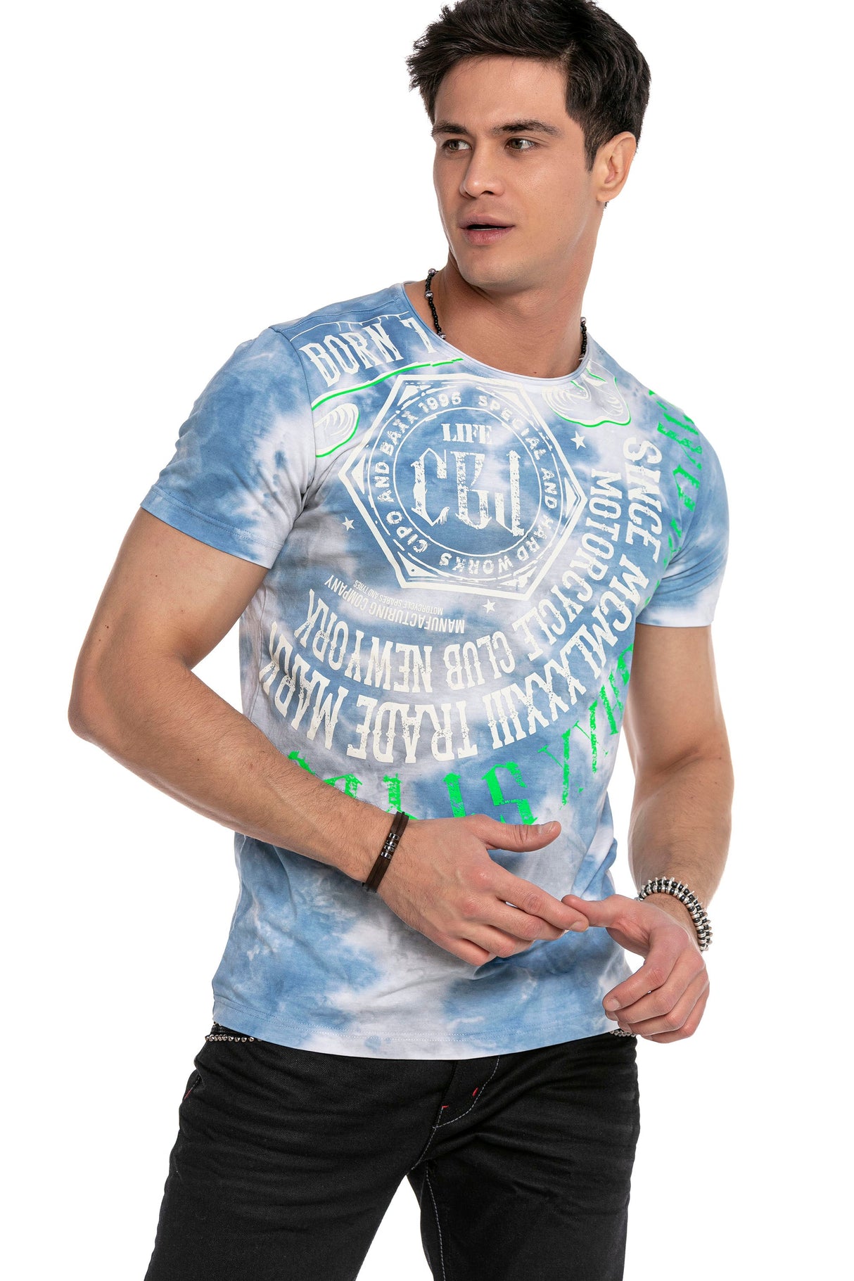 CT614 Men's T-shirt with fashionable batik pattern