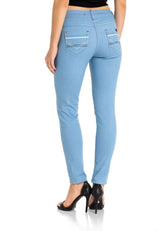 WD256A Women's slim-fit jeans with embroidered pockets