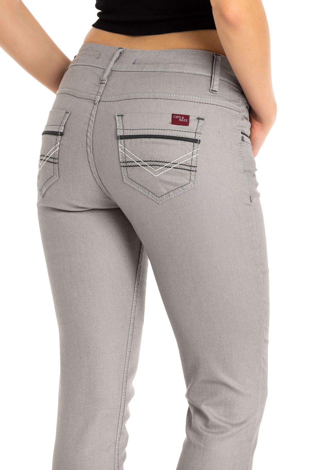 WD256A Women's slim-fit jeans with embroidered pockets
