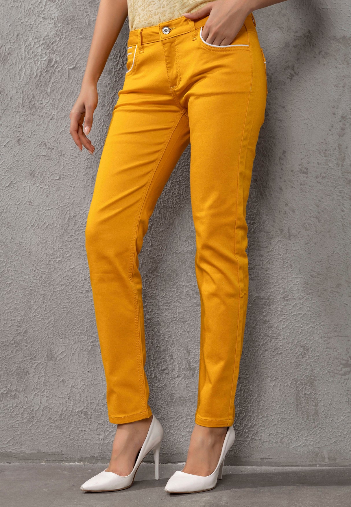 WD256B Women's trousers in solid color