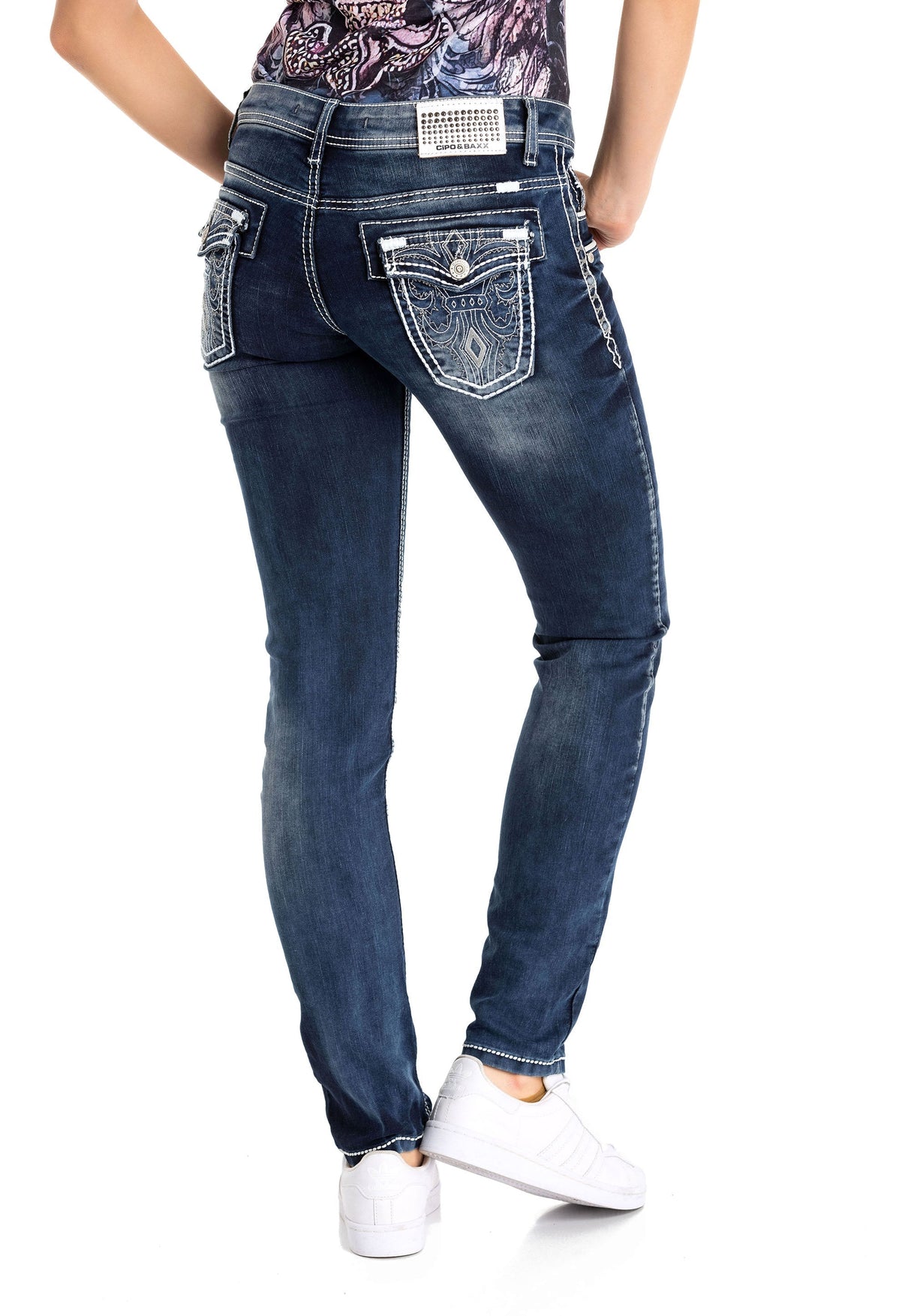 WD259 Women's Stonewashed Jeans with Colored Stitching in Casual Style