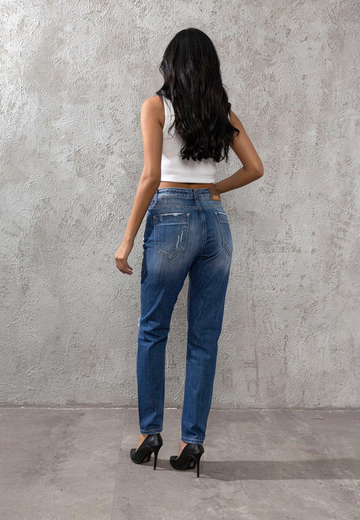 WD303 women's mom jeans in a destroyed look
