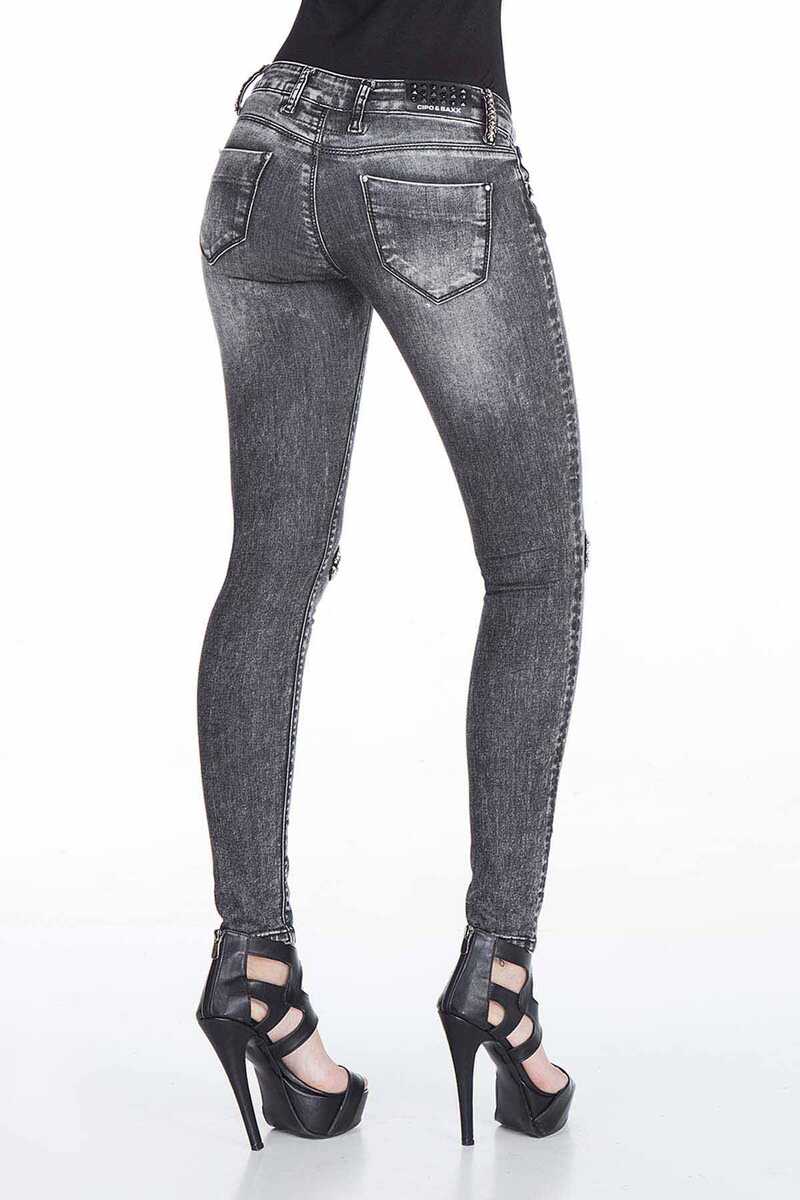 WD307 Women's slim-fit jeans in a trendy used look
