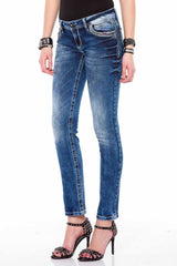 WD352 Women's slim-fit jeans with cool seam designs in a straight fit