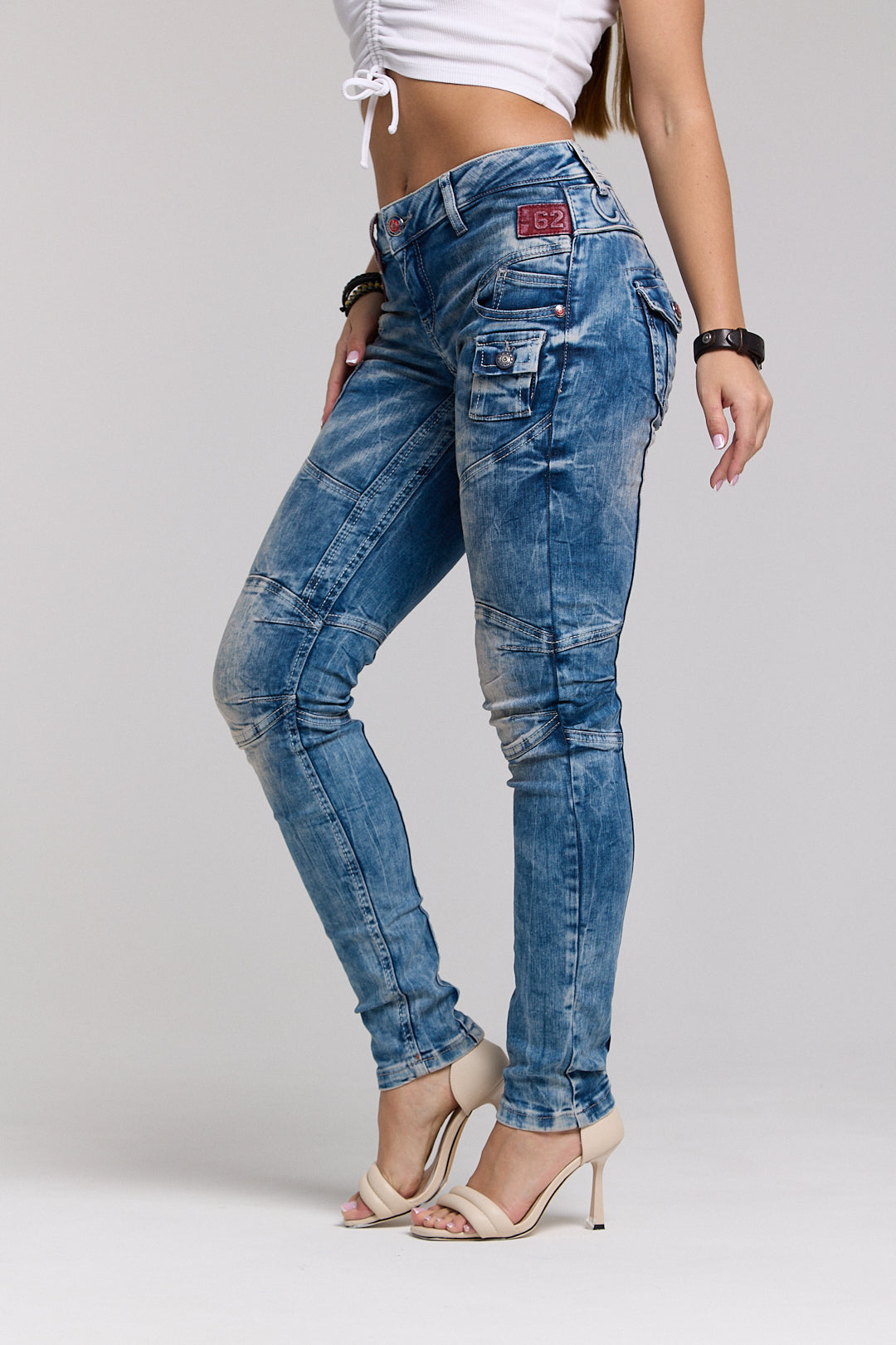 WD358 Women's comfortable jeans with fashionable decorative seams