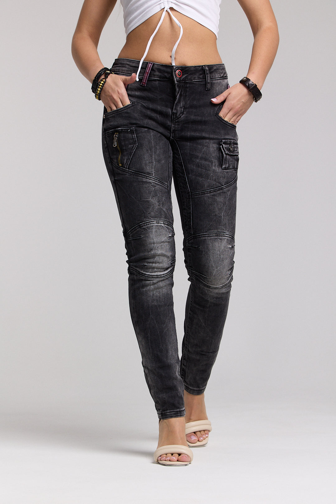 WD358 Women's comfortable jeans with fashionable decorative seams