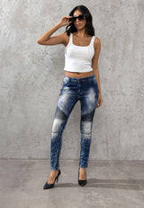 WD361 Women's slim-fit jeans with fashionable acid-wash details in a skinny fit