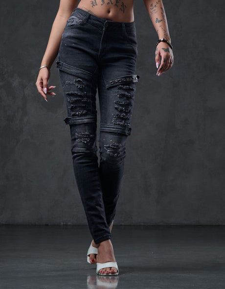 WD383 Women's skinny jeans in a cool biker look.