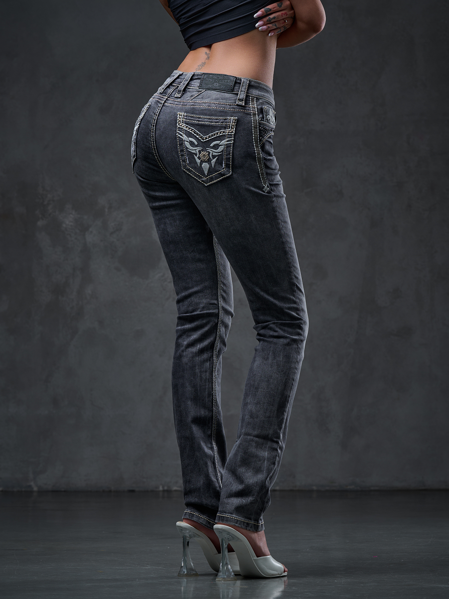 WD436 Women's slim-fit jeans with eye-catching embroidery