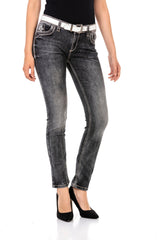 WD436 Women's slim-fit jeans with eye-catching embroidery