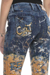WD440 Women's Slim-Fit Jeans in a fashionable hand-painted design