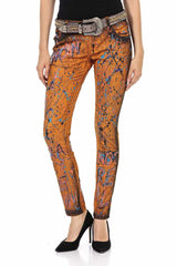 WD445 women's slim-fit jeans with a cool all-over pattern