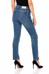 WD448 Women's comfortable jeans with cool destroyed elements