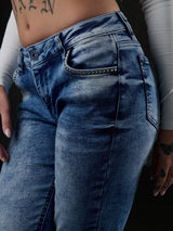 WD459 Women's slim-fit jeans in a modern look