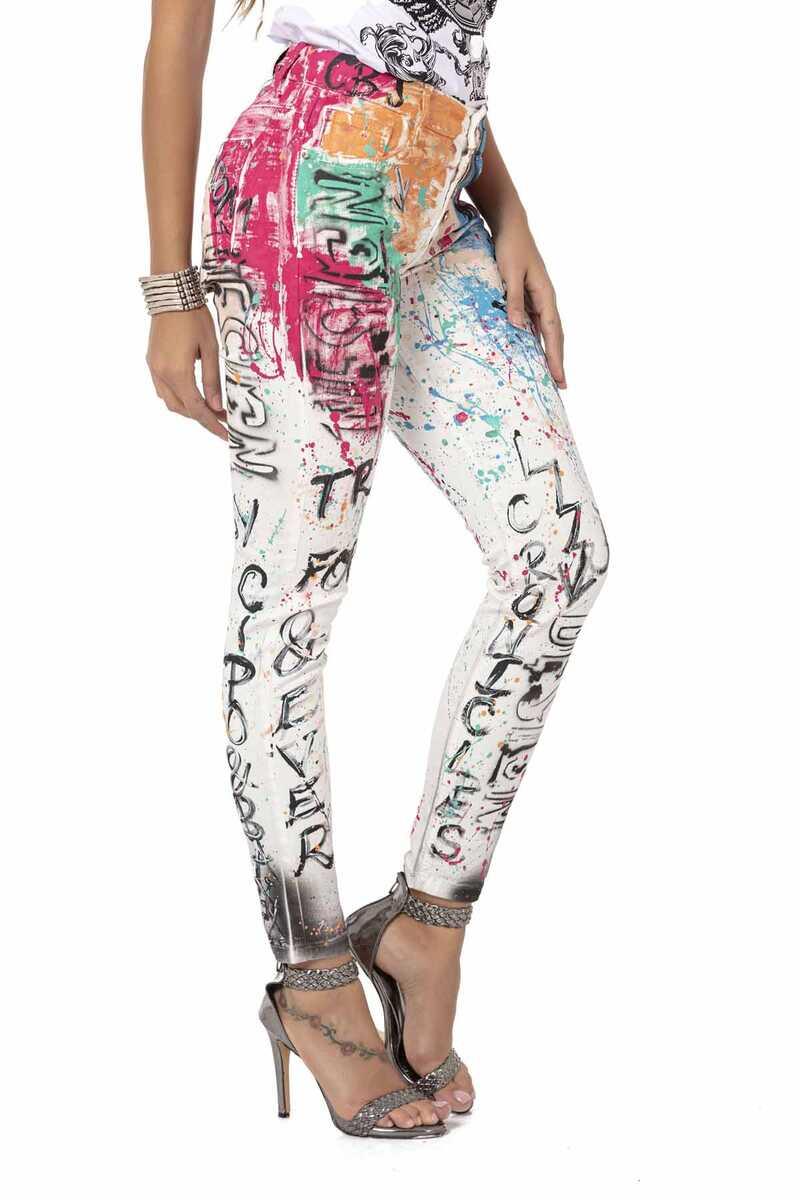 WD472 Women's slim-fit jeans in a vibrant design