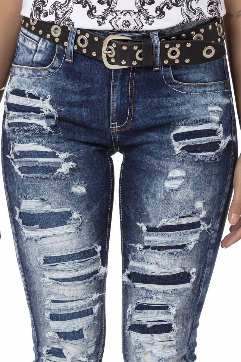 WD479 Women's slim-fit jeans with cool distressed details
