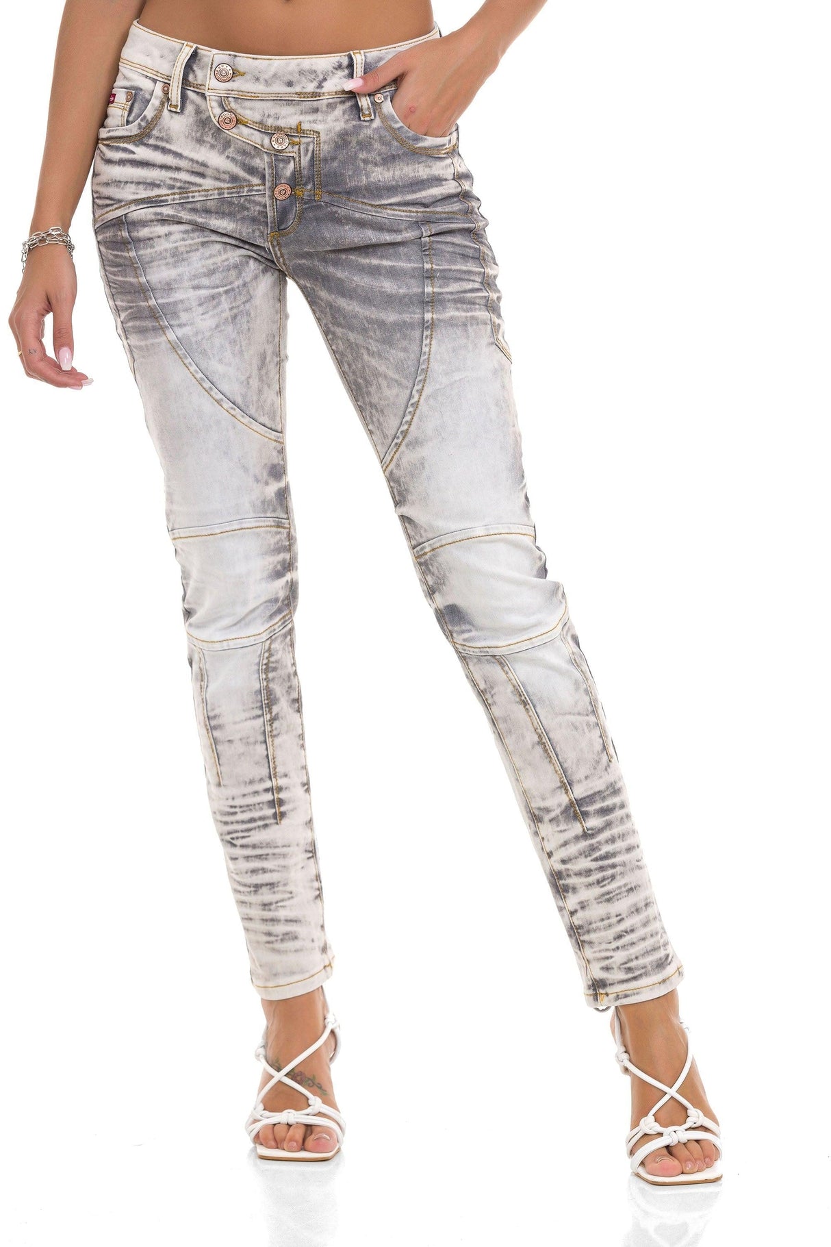 WD502 Women's slim-fit jeans with decorative stitching in straight fit