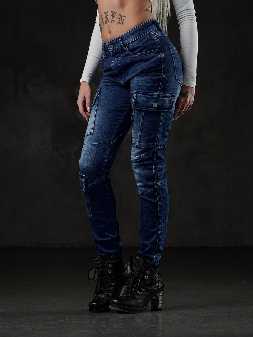 WD531 Slim Fit Women's Jeans with Cargo Pockets