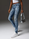 WD539 Women's Slim-Fit Jeans – Stylish design and perfect comfort