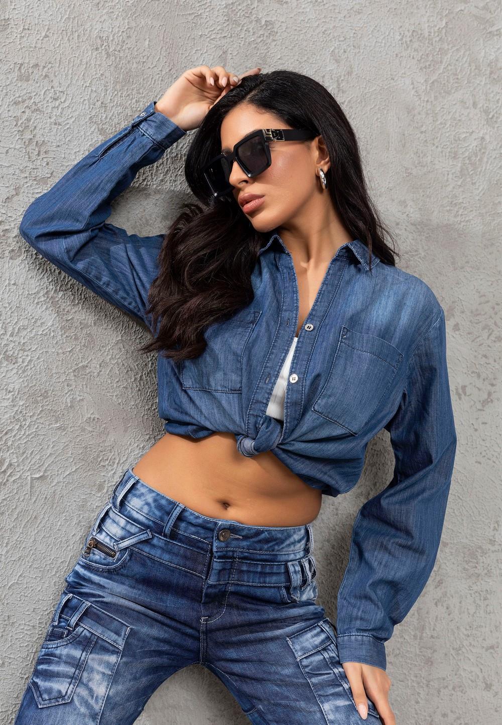 WH134 Women's denim blouse with chest pockets