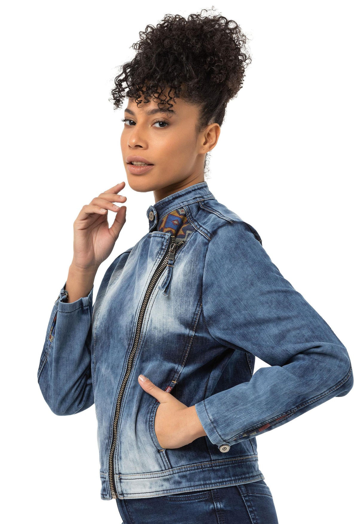 WJ228 Women's denim jacket with detailed ethnic pattern